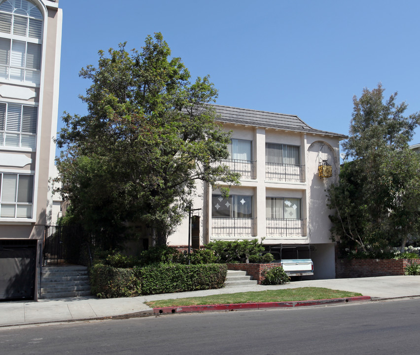 11849 Goshen Ave in Los Angeles, CA - Building Photo