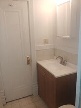 1618 Thomas Pl N, Unit 2 in Minneapolis, MN - Building Photo - Building Photo