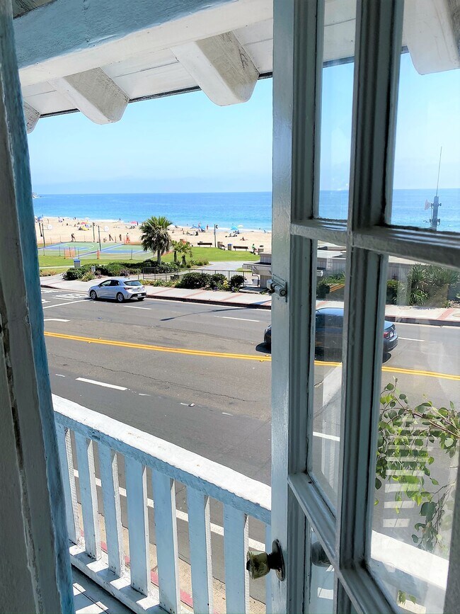 212 N Coast Hwy Apartments and Nearby Laguna Beach Apartments For Rent