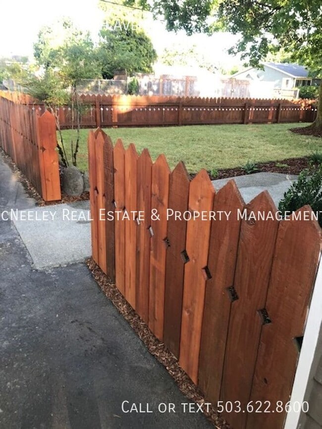 739 SE 139th Ave in Portland, OR - Building Photo - Building Photo
