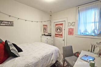 318 Saint Paul St, Unit 5 in Brookline, MA - Foto de edificio - Building Photo