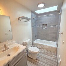 900 Civic Center Dr in Rohnert Park, CA - Building Photo - Building Photo