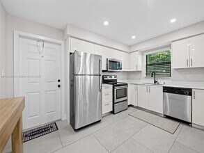 1305 SE 1st St in Fort Lauderdale, FL - Building Photo - Building Photo