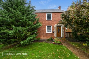 3107 Elroy Ave in Pittsburgh, PA - Building Photo