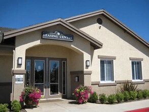Eaton Village in Chico, CA - Building Photo - Building Photo