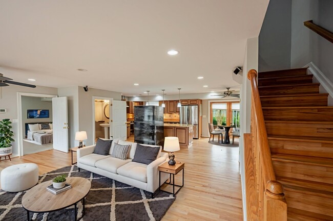 5806 Flanders St in Springfield, VA - Building Photo - Building Photo