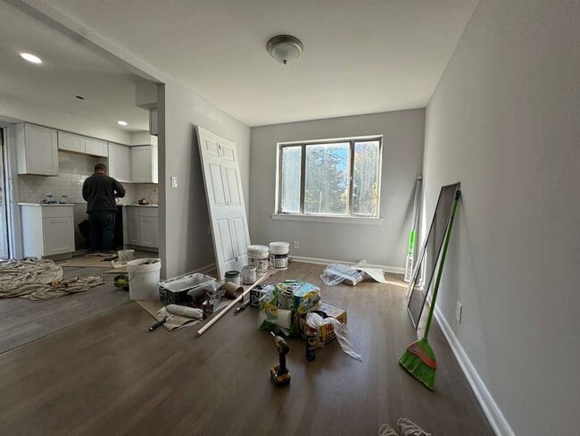 109 Terhune Ave, Unit 1