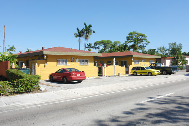 3041 W Flagler St in Miami, FL - Building Photo - Building Photo