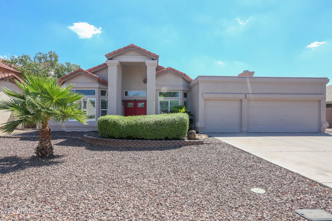 1915 E Citation Ln in Tempe, AZ - Building Photo