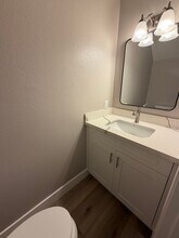 2610 Phipps Ave in Simi Valley, CA - Building Photo - Building Photo