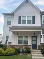 1971 Drew Dr in Atlanta, GA - Building Photo