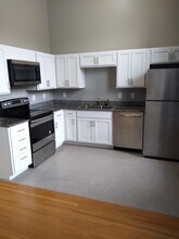 800 Isabel Bloom Way-Unit -3203 in Davenport, IA - Building Photo - Building Photo