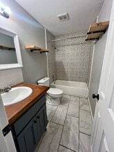 806 Edmondson St in Greenville, TX - Building Photo - Building Photo