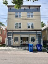 69 King St in Burlington, VT - Building Photo