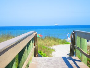 3150 N Atlantic Ave in Cocoa Beach, FL - Building Photo - Building Photo