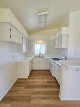 21411 Hacienda Blvd in California City, CA - Building Photo - Building Photo