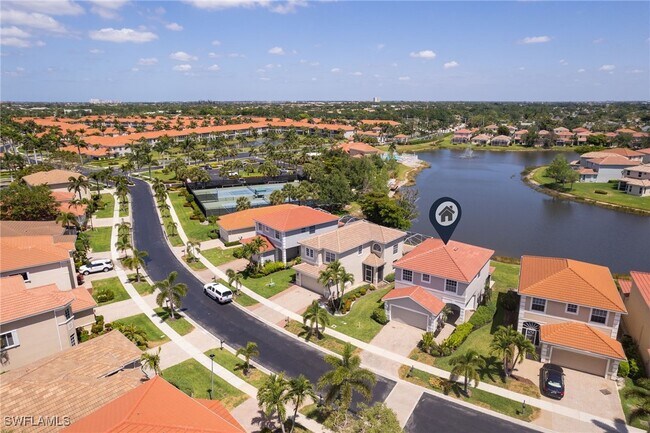 9130 Spring Mountain Way in Ft. Myers, FL - Foto de edificio - Building Photo