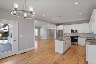 17 Monroe St in Norwood, MA - Building Photo - Building Photo