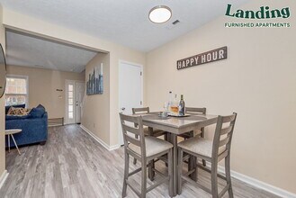 215 Seasons Trail-Unit -A .1315604 in Newport News, VA - Building Photo - Building Photo