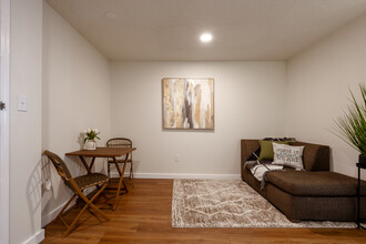 Alma Arboretum in Austin, TX - Building Photo - Interior Photo