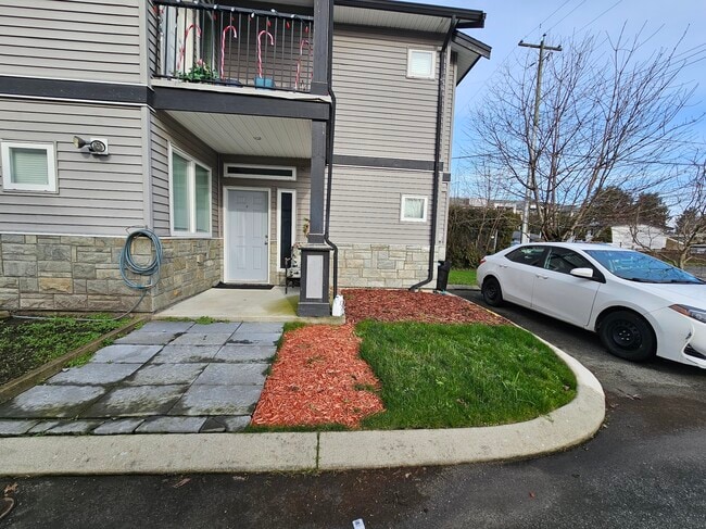 9245 Hazel St in Chilliwack, BC - Building Photo - Building Photo