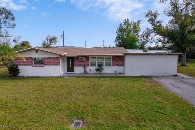 property at 3574 Seminole Ave