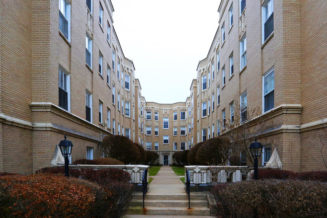 910-916 Judson in Evanston, IL - Foto de edificio - Building Photo