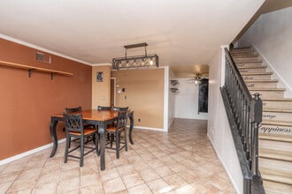 7721 Muirwood Way, Unit Home in Citrus Heights, CA - Foto de edificio - Building Photo