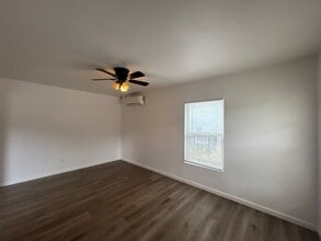 1014 Eldorado St in San Antonio, TX - Building Photo - Building Photo