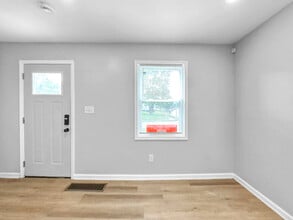 2802 Vanderberg Ave in Columbus, OH - Building Photo - Building Photo
