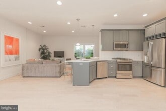 1352 Quincy St NW in Washington, DC - Building Photo - Building Photo