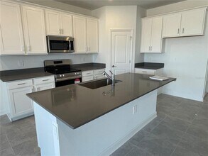 5267 Dagenham Dr in Davenport, FL - Building Photo - Building Photo