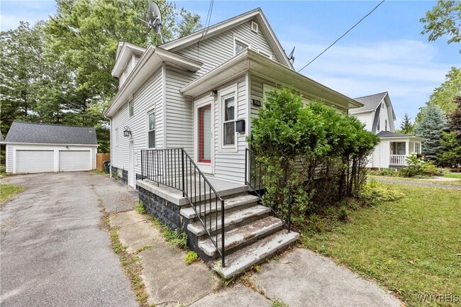 110 Mill St in Williamsville, NY - Foto de edificio - Building Photo