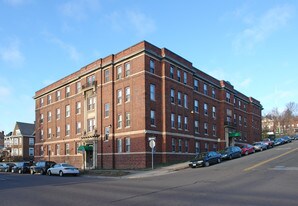 Cascade Apartments in Duluth, MN - Building Photo