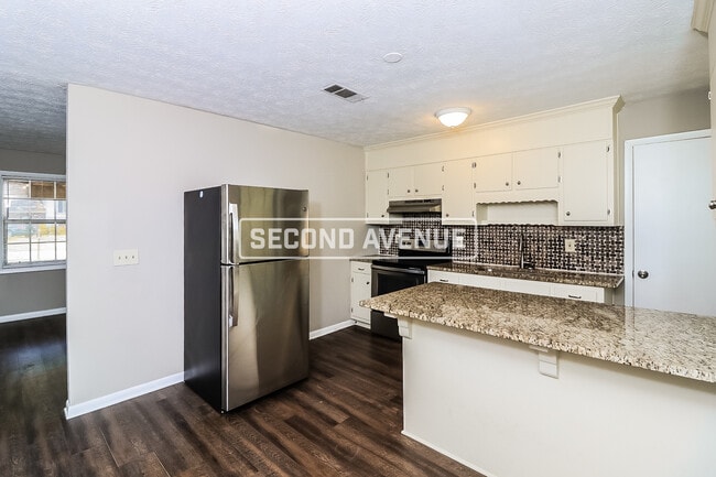 2053 Chestnut Log Dr in Lithia Springs, GA - Building Photo - Building Photo