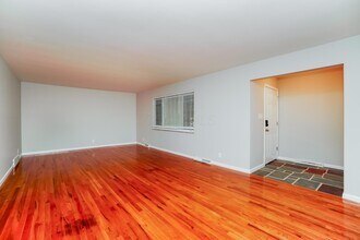 9548 Brookside Dr in Pickerington, OH - Building Photo - Building Photo