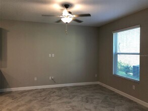 10056 Corso Milano Dr in Tampa, FL - Foto de edificio - Building Photo