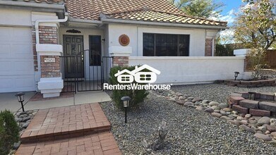 8181 N Brookshire Ct in Tucson, AZ - Building Photo - Building Photo