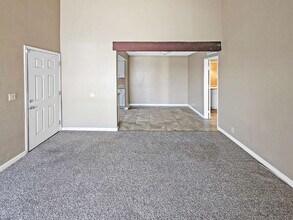 726 N Sanders St in Ridgecrest, CA - Building Photo - Building Photo
