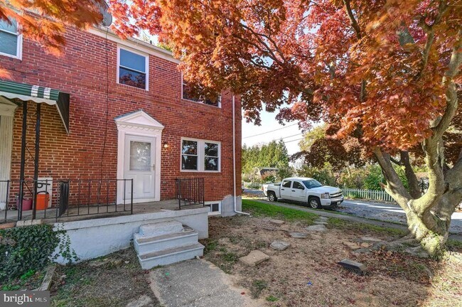 411 Ingleside Ave in Baltimore, MD - Building Photo - Building Photo