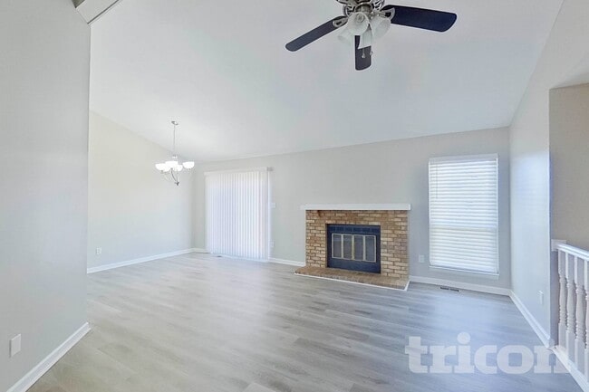 599 Schrader Farm Dr in St. Peters, MO - Building Photo - Building Photo