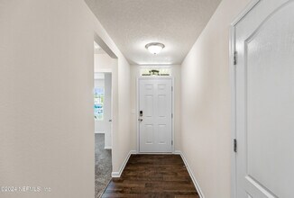 3018 Fisher Oak Pl in Green Cove Springs, FL - Building Photo - Building Photo