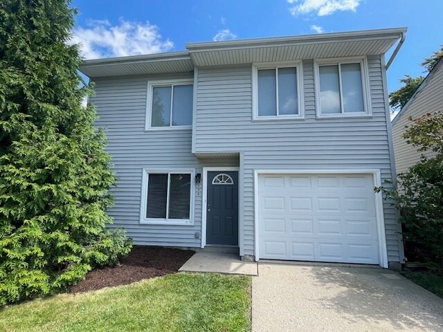 106 Wood Ct in Warrenville, IL - Building Photo
