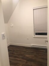 1539 Comox St in Vancouver, BC - Building Photo - Building Photo