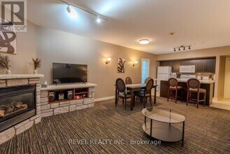 90 Highland Dr in Oro-Medonte, ON - Building Photo - Building Photo