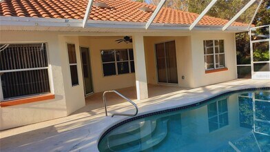 58 Burning Bush Dr in Palm Coast, FL - Building Photo - Building Photo