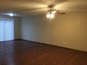 3448 Dristor Dr in Westerville, OH - Building Photo - Building Photo