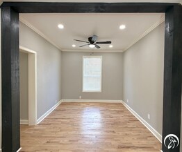 900 N 3rd St in Monroe, LA - Foto de edificio - Building Photo