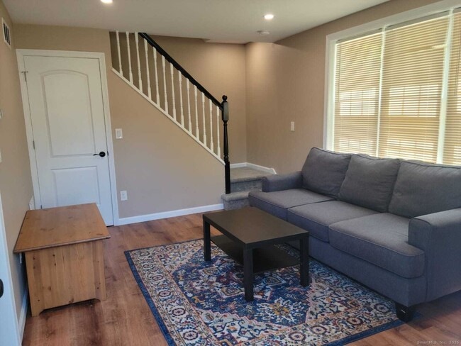 62 High Ridge Dr in Bridgeport, CT - Building Photo - Building Photo