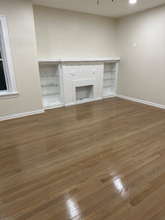 7940 S St Lawrence Ave in Chicago, IL - Building Photo
